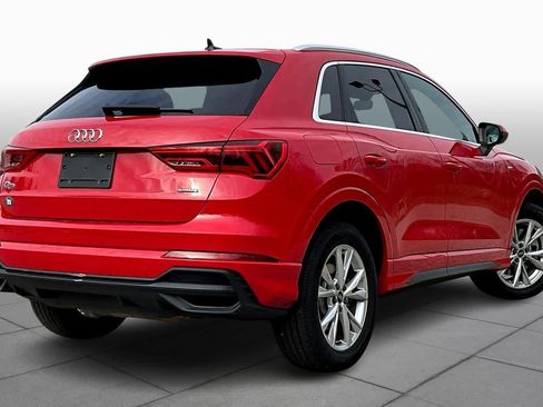 Used 2024 Audi Q3 2.0T Premium image 12