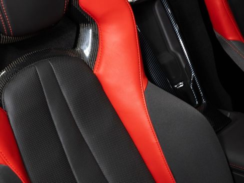 Used 2021 Chevrolet Corvette Stingray Premium Conv w/ Z51 Performance Package image 11