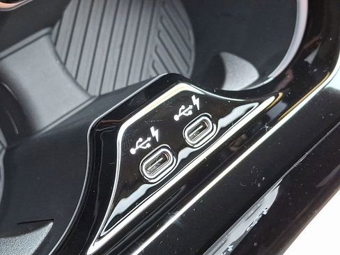 New 2026 BMW i5 eDrive40 AWD/4WD image 18