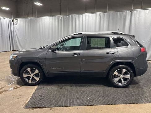 Used 2020 Jeep Cherokee Limited image 8