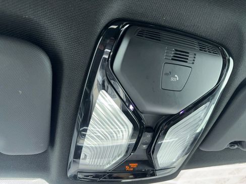 Used 2023 BMW X5 xDrive40i w/ M Sport Package image 35