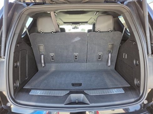 Used 2021 Chevrolet Tahoe Z71 image 13