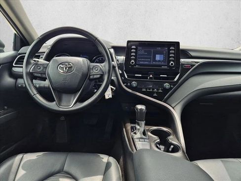 Used 2024 Toyota Camry SE FWD image 17