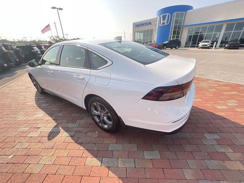 Certified 2024 Honda Accord EX image 29