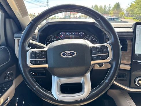 Used 2023 Ford Expedition Max Limited RWD image 14