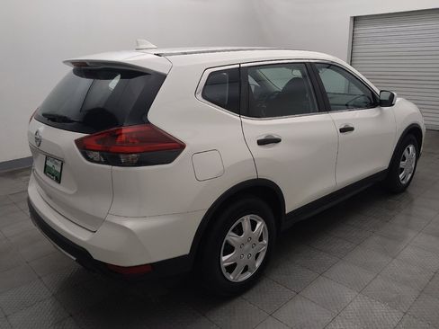 Used 2020 Nissan Rogue S FWD image 9