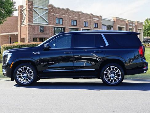 Used 2025 GMC Yukon Denali image 8