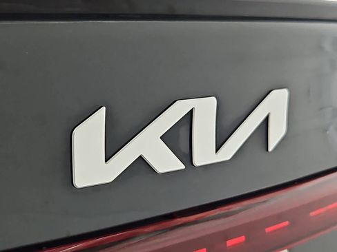 Used 2024 Kia Forte GT w/ GT2 Package FWD image 11