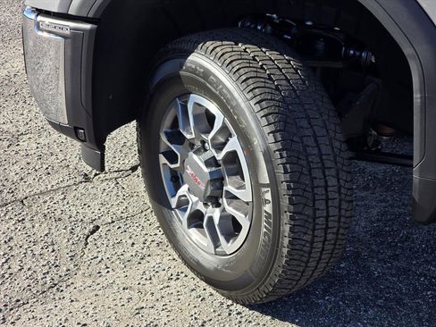 New 2026 GMC Sierra 2500 SLT w/ SLT Convenience Package image 22