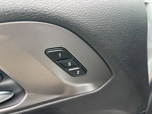 New 2026 Chrysler Pacifica Select image 13