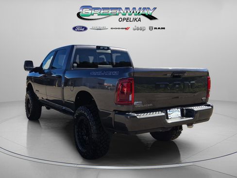 New 2026 RAM 2500 Big Horn AWD/4WD image 5