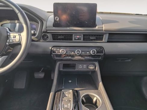 Used 2023 Honda Pilot Elite image 11