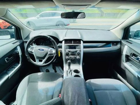 Used 2011 Ford Edge SE image 22