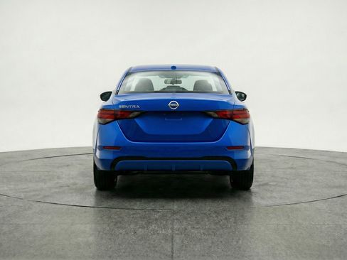 Used 2025 Nissan Sentra SV FWD image 7