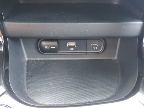 Certified 2024 Kia Seltos S FWD image 28