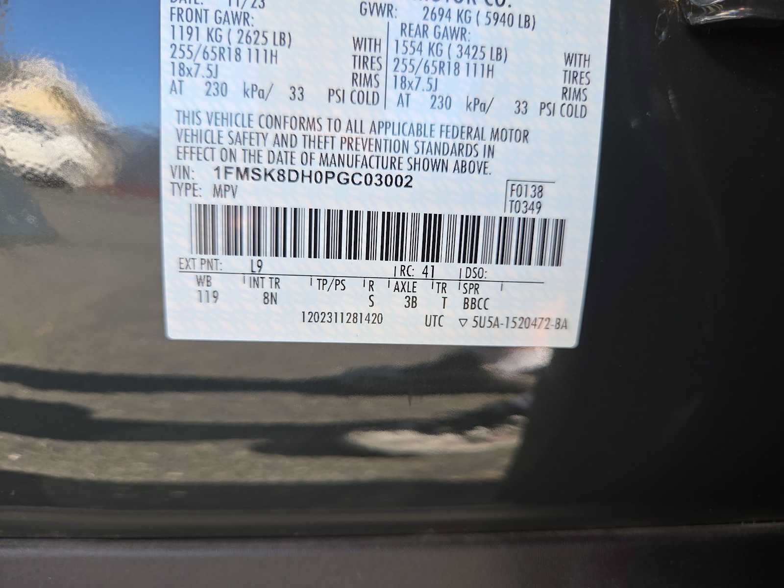 Used 2023 Ford Explorer XLT AWD/4WD image 29