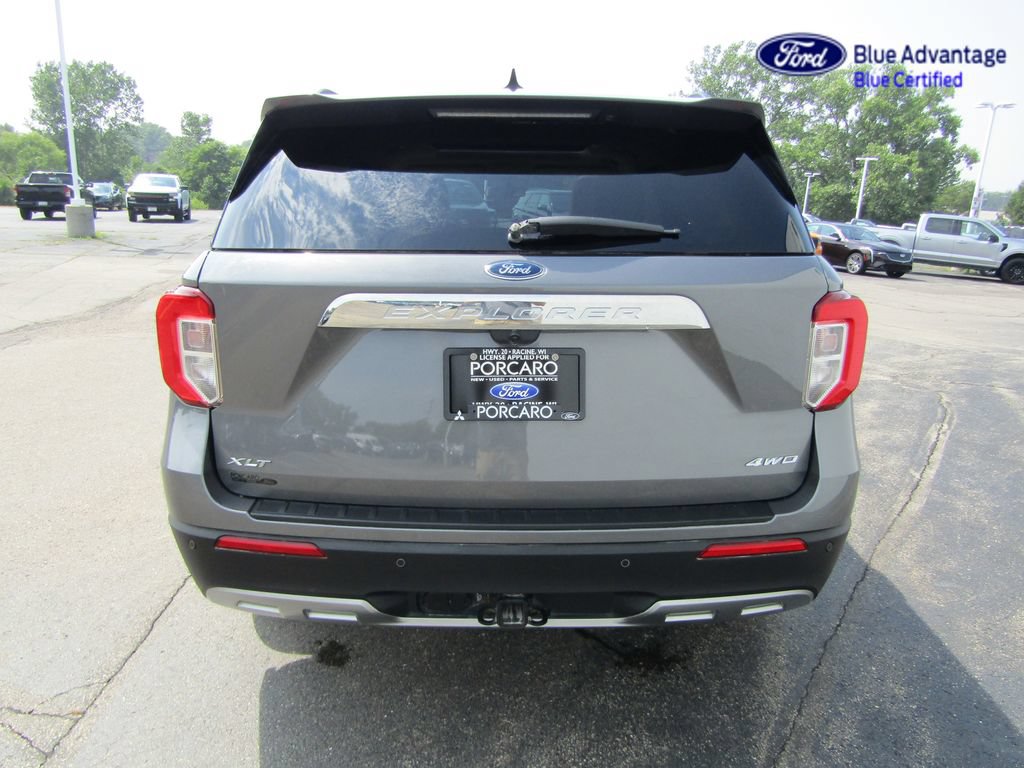 Used 2024 Ford Explorer XLT w/ Equipment Group 202A AWD/4WD image 8