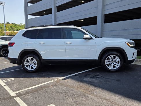 Certified 2021 Volkswagen Atlas S AWD/4WD image 2