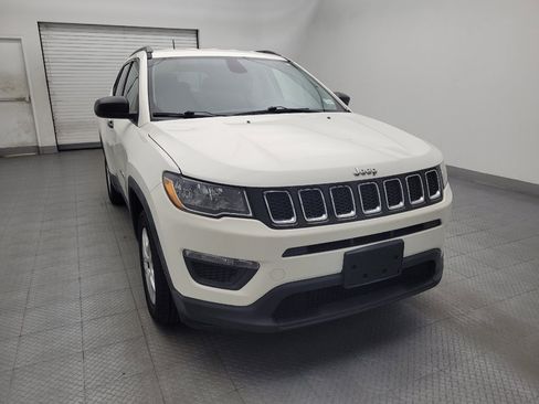 Used 2018 Jeep Compass Sport w/ Cold Weather Group FWD image 14