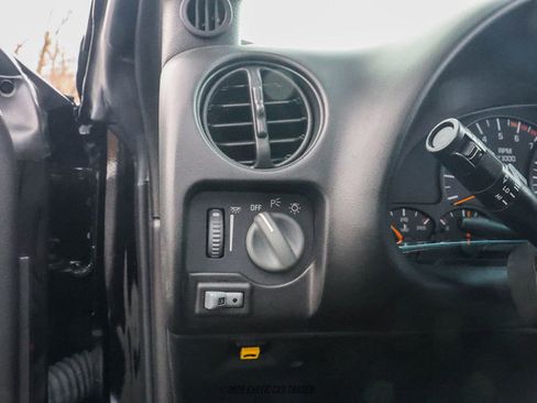 Used 2001 Pontiac Firebird Trans Am image 31