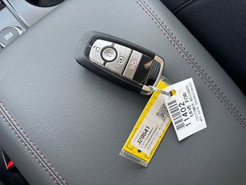 New 2026 Ford Explorer Active image 28