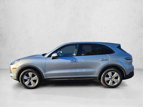 Used 2020 Porsche Cayenne image 9