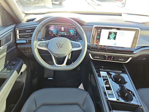 New 2026 Volkswagen Atlas Cross Sport SEL image 9
