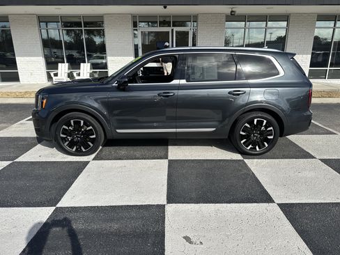 Used 2023 Kia Telluride SX Prestige image 1