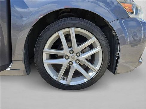 Used 2014 Lexus CT 200h image 23