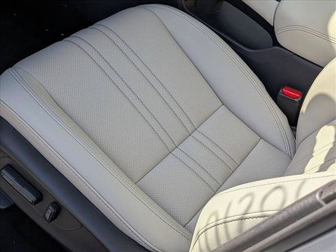 New 2027 Honda HR-V EX-L image 4
