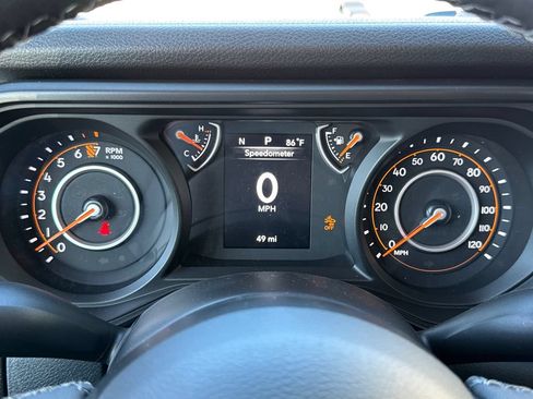 New 2026 Jeep Gladiator Sport AWD/4WD image 32