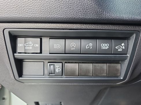 Used 2024 Toyota Tundra SR5 w/ SR5 Convenience Package AWD/4WD image 26