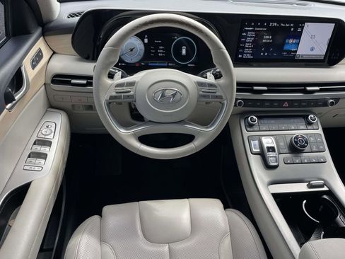 Used 2023 Hyundai Palisade Limited AWD/4WD image 12