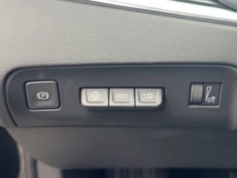 Used 2024 Buick Enclave Premium image 10