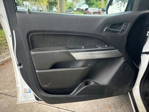 Used 2020 Chevrolet Colorado LT w/ Safety Package RWD image 8