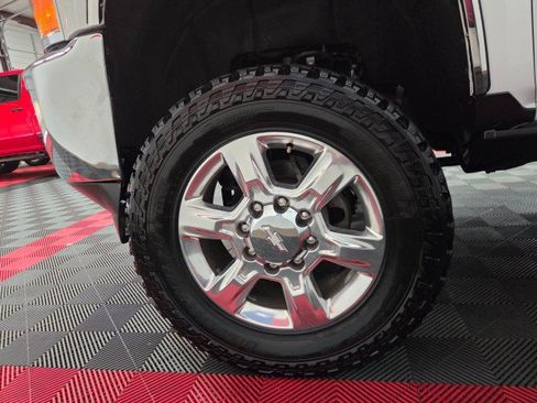 Used 2019 Chevrolet Silverado 2500 LTZ w/ Duramax Plus Package AWD/4WD image 82