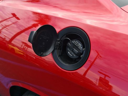 Used 2016 Dodge Challenger SRT Hellcat RWD image 16