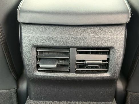 Used 2016 Lexus IS 200t w/ Premium Package RWD image 16