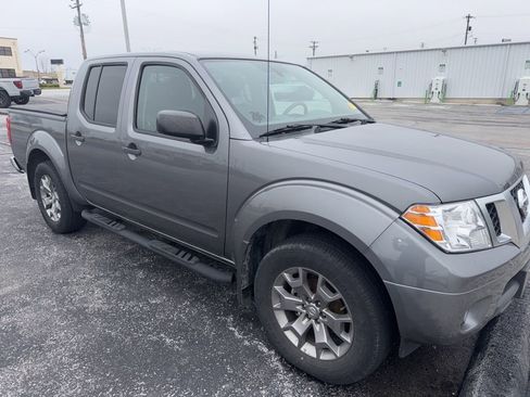 Used 2020 Nissan Frontier SV image 22