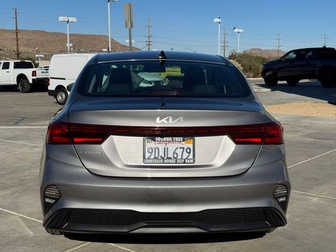 Used 2023 Kia Forte LXS image 5