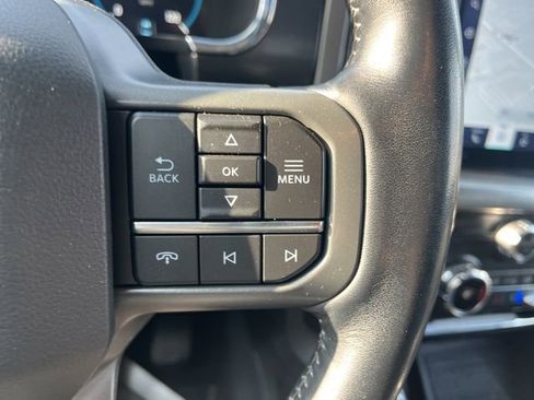 Certified 2022 Ford F150 Lariat w/ Equipment Group 502A High image 33