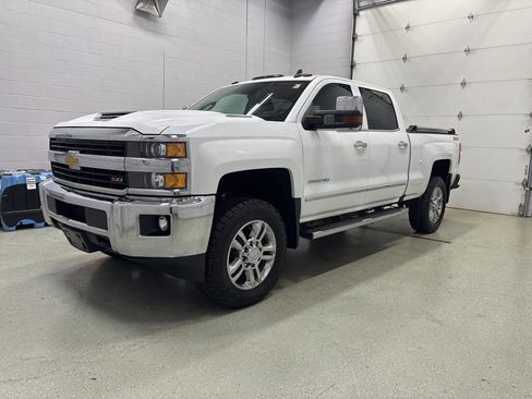 Used 2017 Chevrolet Silverado 2500 LTZ w/ Duramax Plus Package image 7
