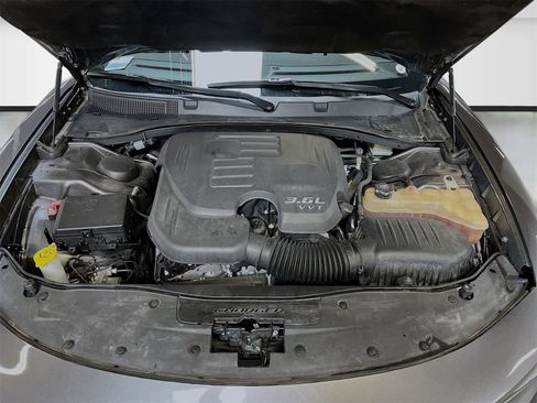 Used 2022 Dodge Charger GT w/ Blacktop Package image 30