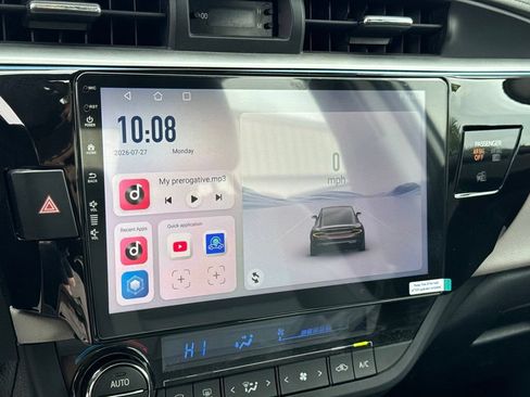 Used 2016 Toyota Corolla LE FWD image 21