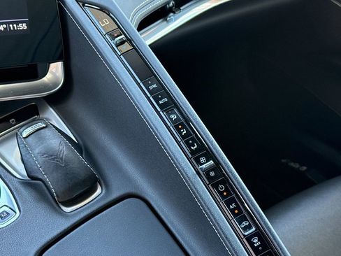 Used 2020 Chevrolet Corvette Stingray Coupe w/ 1LT image 27