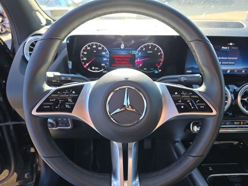 Certified 2025 Mercedes-Benz GLA 250 4MATIC image 25