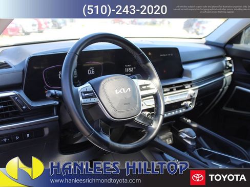 Used 2024 Kia Telluride S w/ S Sunroof Package FWD image 11