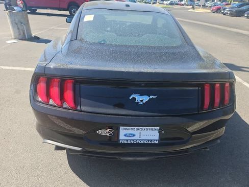Used 2020 Ford Mustang Coupe RWD image 7