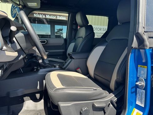 Used 2023 Ford Bronco Wildtrak AWD/4WD image 21