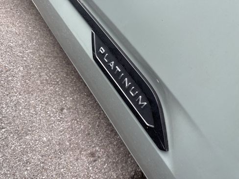 Used 2024 Toyota Tundra Platinum image 5